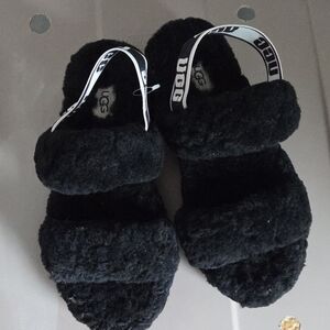 UGG Women's Black Fluffy Slippers